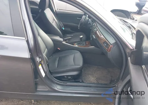 2006 BMW 330Xi из США, поврежденный, VIN WBAVD33526KL51389